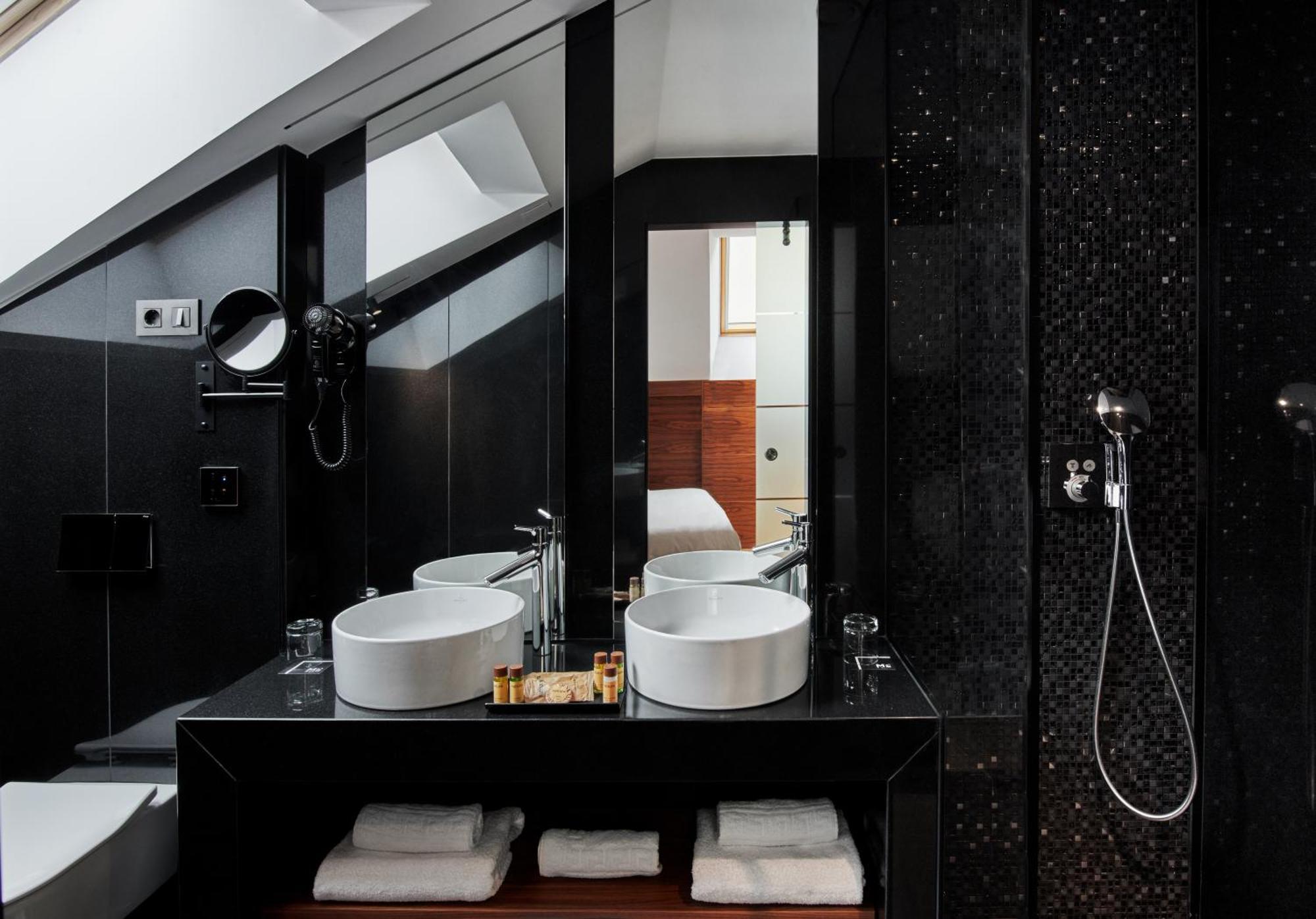 Hotel Mypalace Leon Ngoại thất bức ảnh